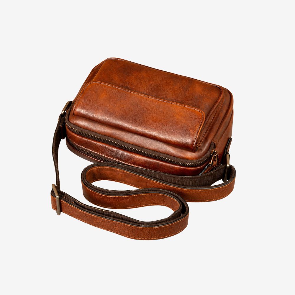 Premium Leather Shoulder Bag – Men's Messenger Bag for Casual & Stylish Everyday Use