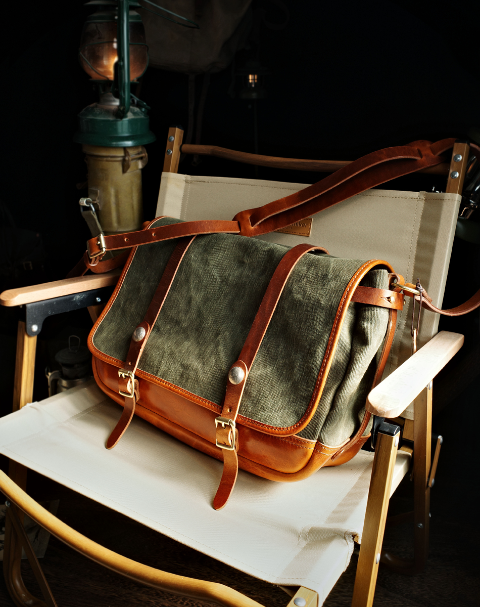 Daily Commuter Messenger Bag