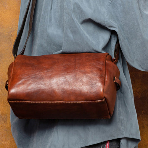 Black Leather Crossbody Bag Reengineered to Eliminate Pocket Bulge