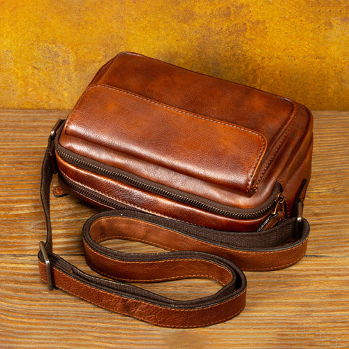 Understated Prestige Built for Flexible Crossbody and Shoulder Carry