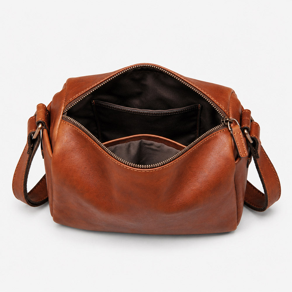 Brown Leather Crossbody Bag for Daily Essentials – Stylish Shoulder Bag for Casual Outings